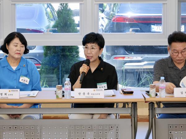 바이오산업 활성화 방안 연구회 현지활동 첨부이미지 : 25년07월29일 바이오산업 활성화 방안 연구회 현지활동 - 007.jpg