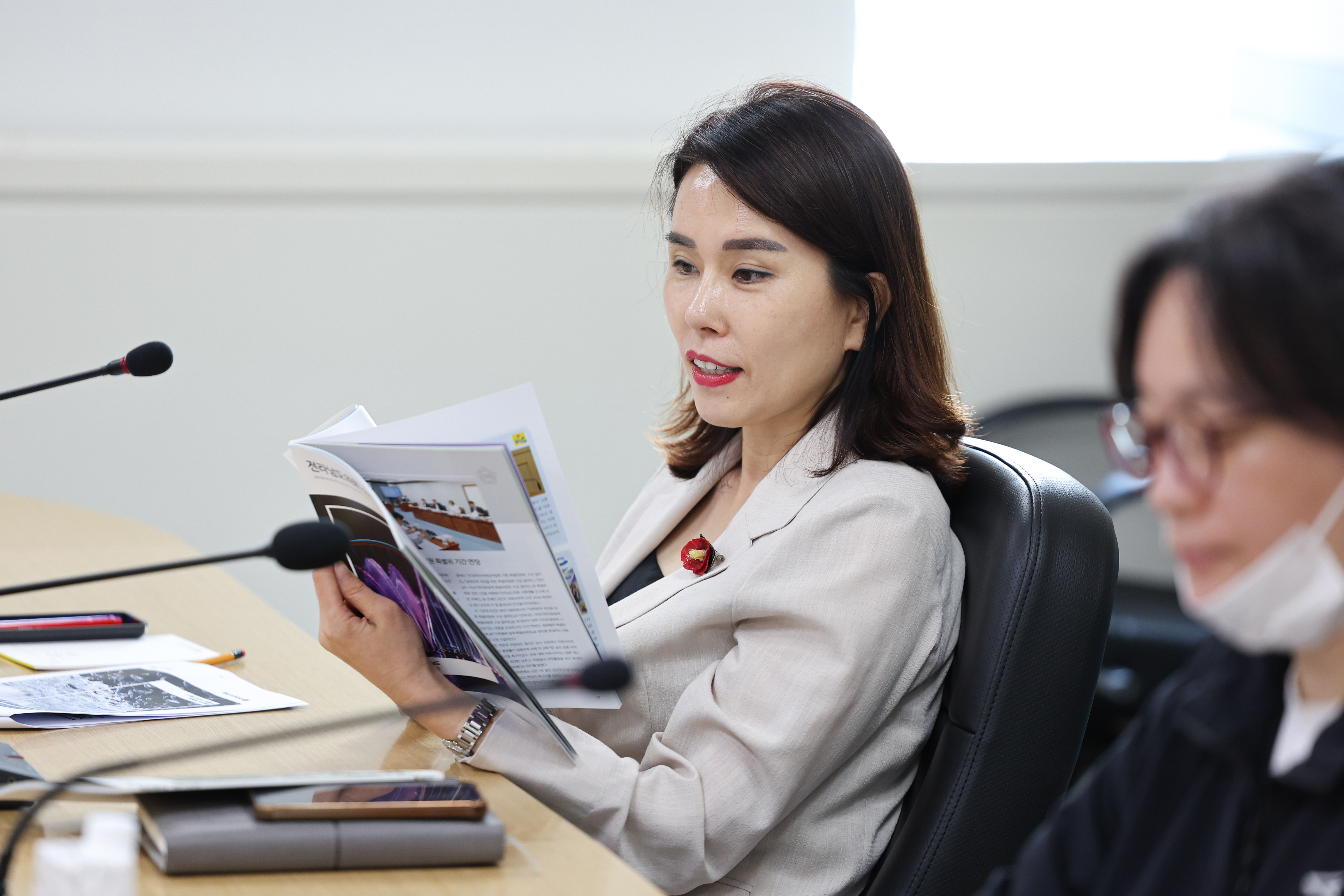 전라남도의회 소식지 편집위원회 회의 첨부이미지 : 25년07월23일 전라남도의회 소식지 편집위원회 회의 (27).jpg