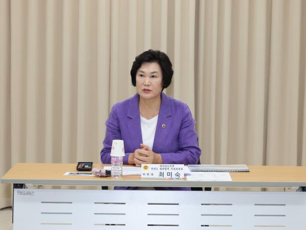 한반도 평화협력 특별위원회 현장 간담회 첨부이미지 : 25년07월23일 한반도 평화협력 특별위원회 호남권통일플러스센터 현장 간담회 - 021.jpg