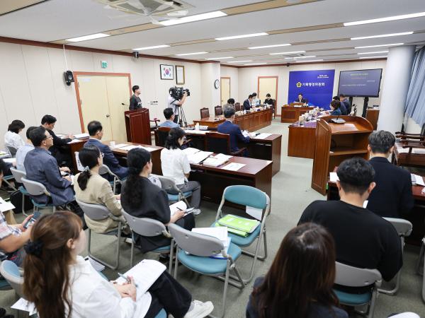 제392회 임시회 기획행정위원회 업무보고 첨부이미지 : 25년07월23일 제392회 임시회 기획행정위원회 업무보고(2).jpg