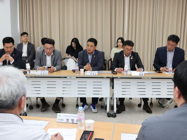 한반도 평화협력 특별위원회 현장 간담회 첨부이미지 : 25년07월23일 한반도 평화협력 특별위원회 호남권통일플러스센터 현장 간담회 - 035.jpg