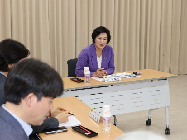한반도 평화협력 특별위원회 현장 간담회 첨부이미지 : 25년07월23일 한반도 평화협력 특별위원회 호남권통일플러스센터 현장 간담회 - 047.jpg