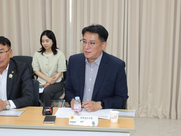 한반도 평화협력 특별위원회 현장 간담회 첨부이미지 : 25년07월23일 한반도 평화협력 특별위원회 호남권통일플러스센터 현장 간담회 - 041.jpg