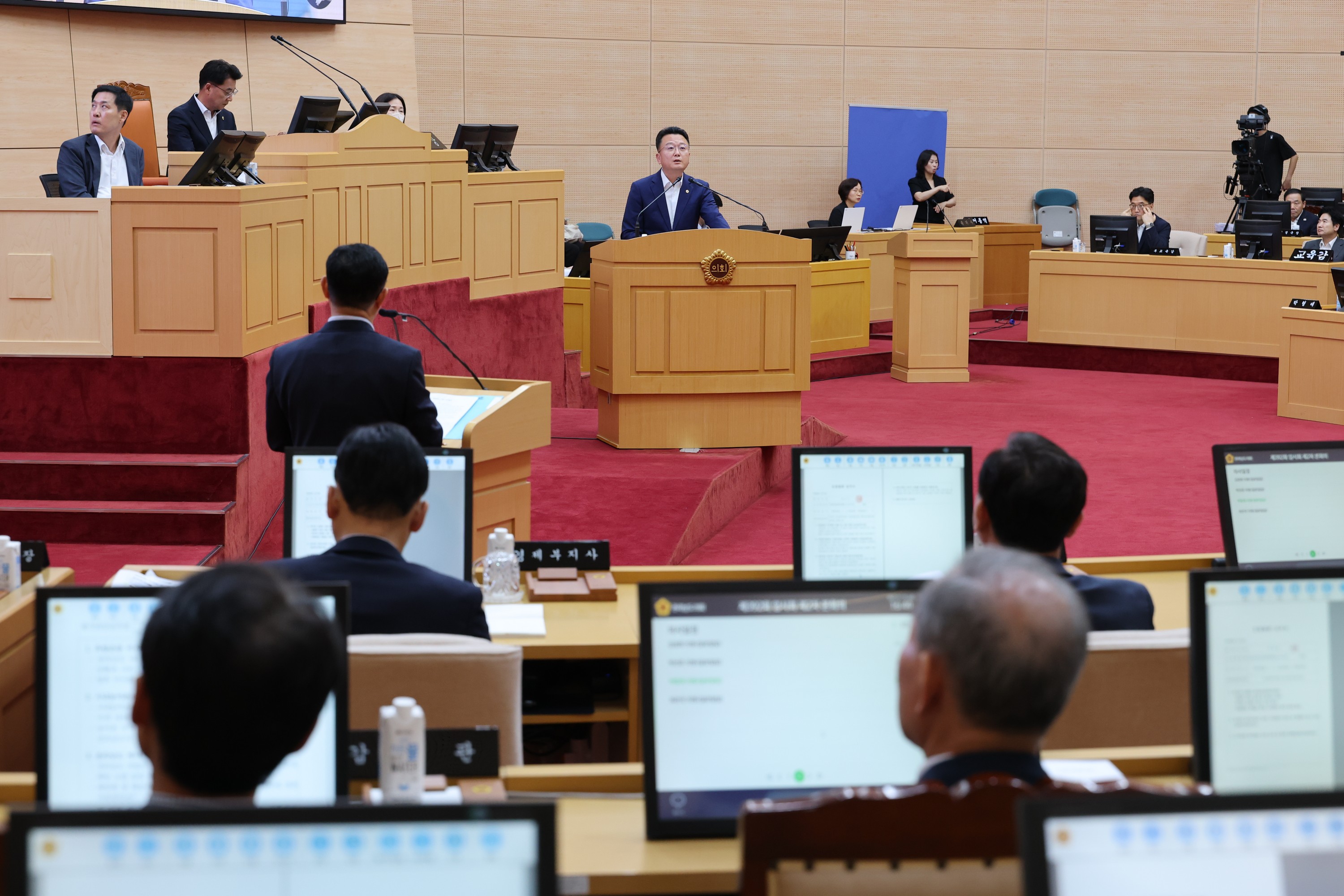 제392회 임시회 제2차 본회의 도정 및 교육행정 질문 첨부이미지 : 25년07월18일 제392회 임시회 제2차 본회의 도정 및 교육행정 질문 - 004.jpg