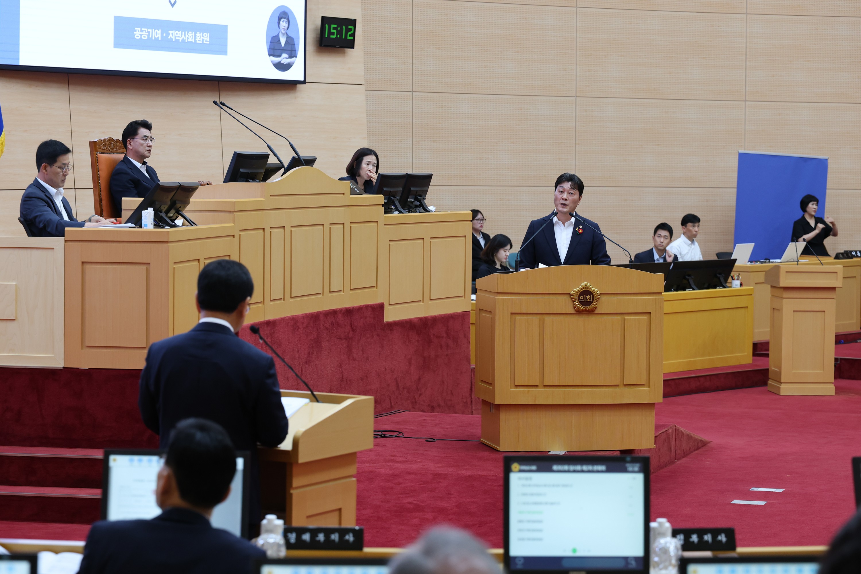 제392회 임시회 제2차 본회의 도정 및 교육행정 질문 첨부이미지 : 25년07월18일 제392회 임시회 제2차 본회의 도정 및 교육행정 질문 - 063.jpg
