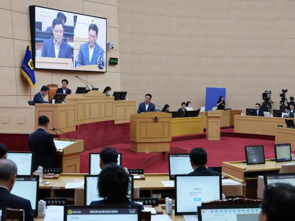 제392회 임시회 제2차 본회의 도정 및 교육행정 질문 첨부이미지 : 25년07월18일 제392회 임시회 제2차 본회의 도정 및 교육행정 질문 - 030.jpg