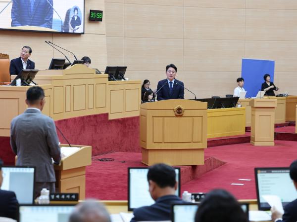 제392회 임시회 제2차 본회의 도정 및 교육행정 질문 첨부이미지 : 25년07월18일 제392회 임시회 제2차 본회의 도정 및 교육행정 질문 - 118.jpg