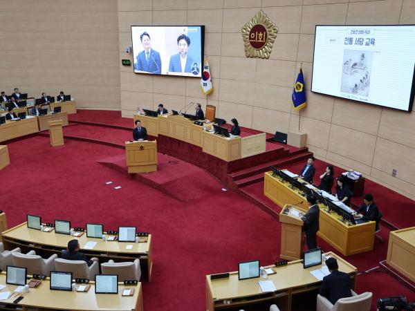 제392회 임시회 제2차 본회의 도정 및 교육행정 질문 첨부이미지 : 25년07월18일 제392회 임시회 제2차 본회의 도정 및 교육행정 질문 - 011.jpg