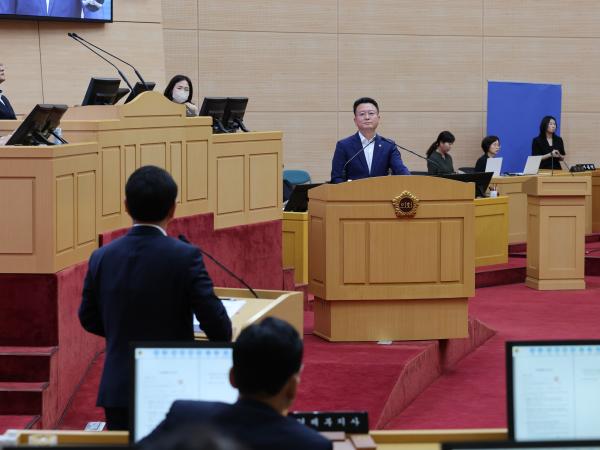 제392회 임시회 제2차 본회의 도정 및 교육행정 질문 첨부이미지 : 25년07월18일 제392회 임시회 제2차 본회의 도정 및 교육행정 질문 - 021.jpg