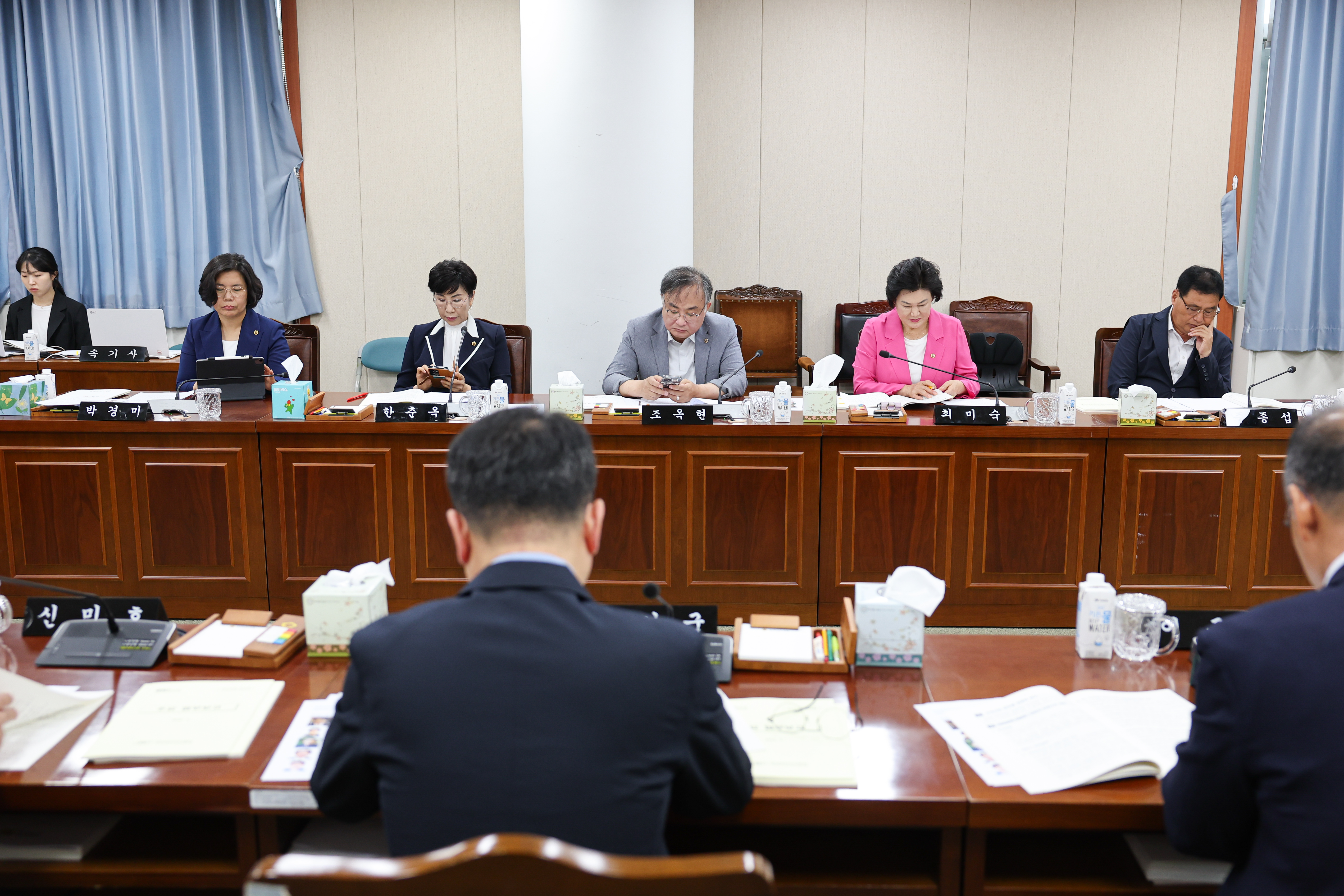 제392회 임시회 경제관광위원회 업무보고 첨부이미지 : 25년07월14일 제392회 임시회 경제관광위원회 업무보고 (3).jpg