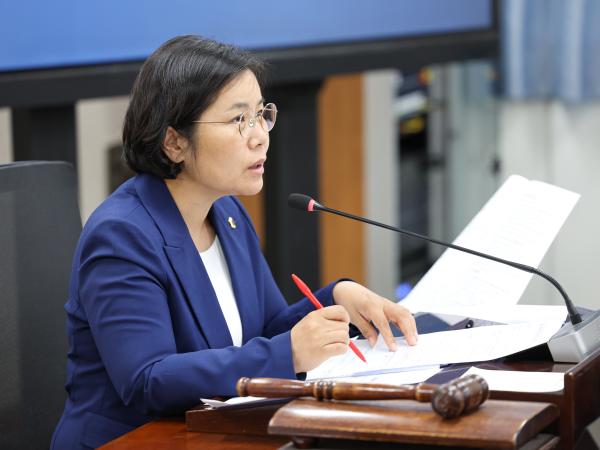제392회 임시회 경제관광위원회 업무보고 첨부이미지 : ２５년07월14일 제392회 임시회 경제관광위원회 업무보고 (38).jpg
