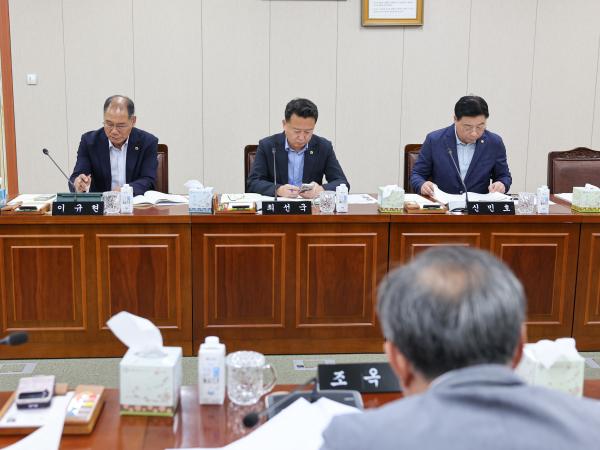 제392회 임시회 경제관광위원회 업무보고 첨부이미지 : 25년07월14일 제392회 임시회 경제관광위원회 업무보고 (7).jpg