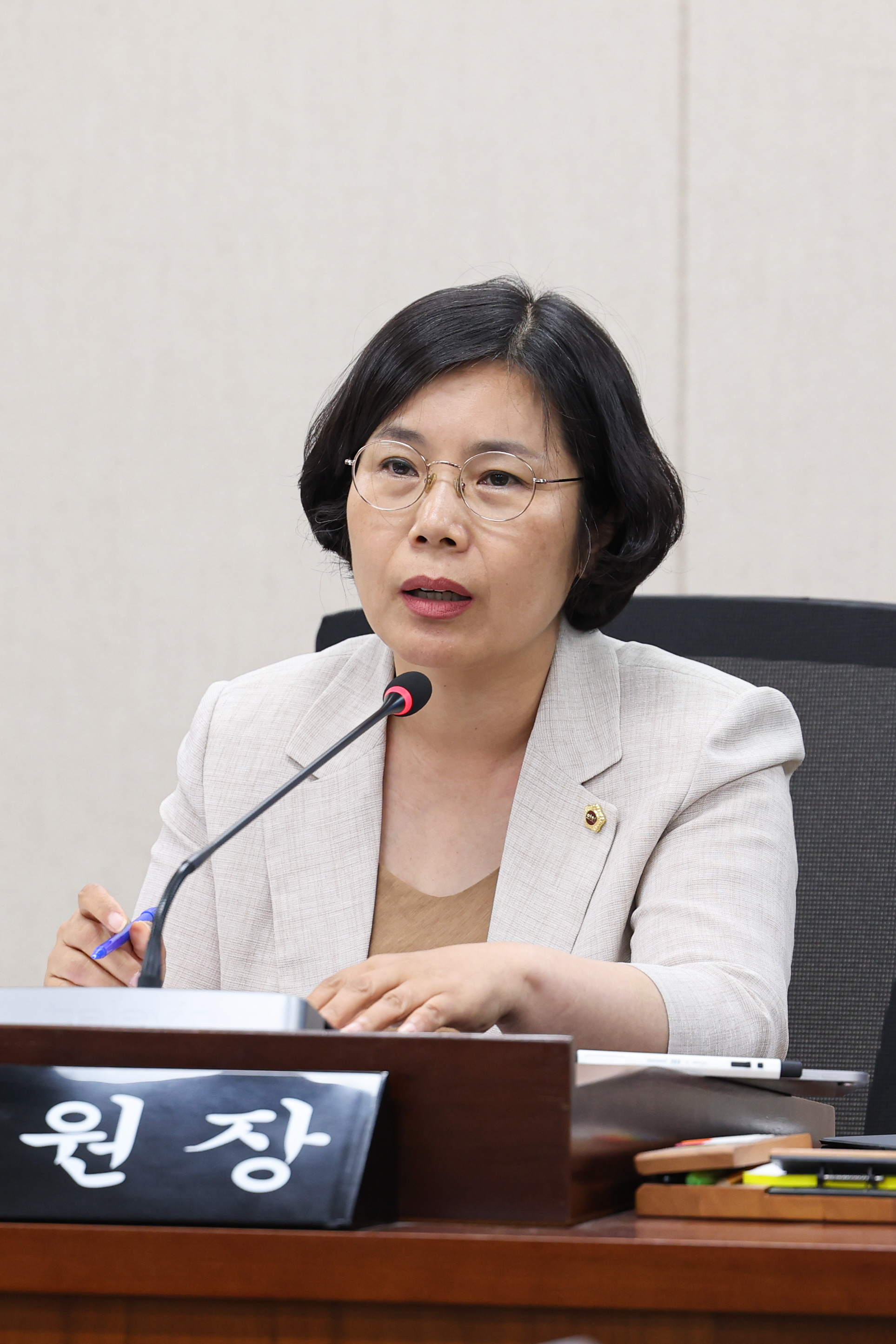 제392회 임시회 경제관광위원회 업무보고 첨부이미지 : 25년07월10일 제392회 임시회 경제관광위원회 업무보고 (49).jpg