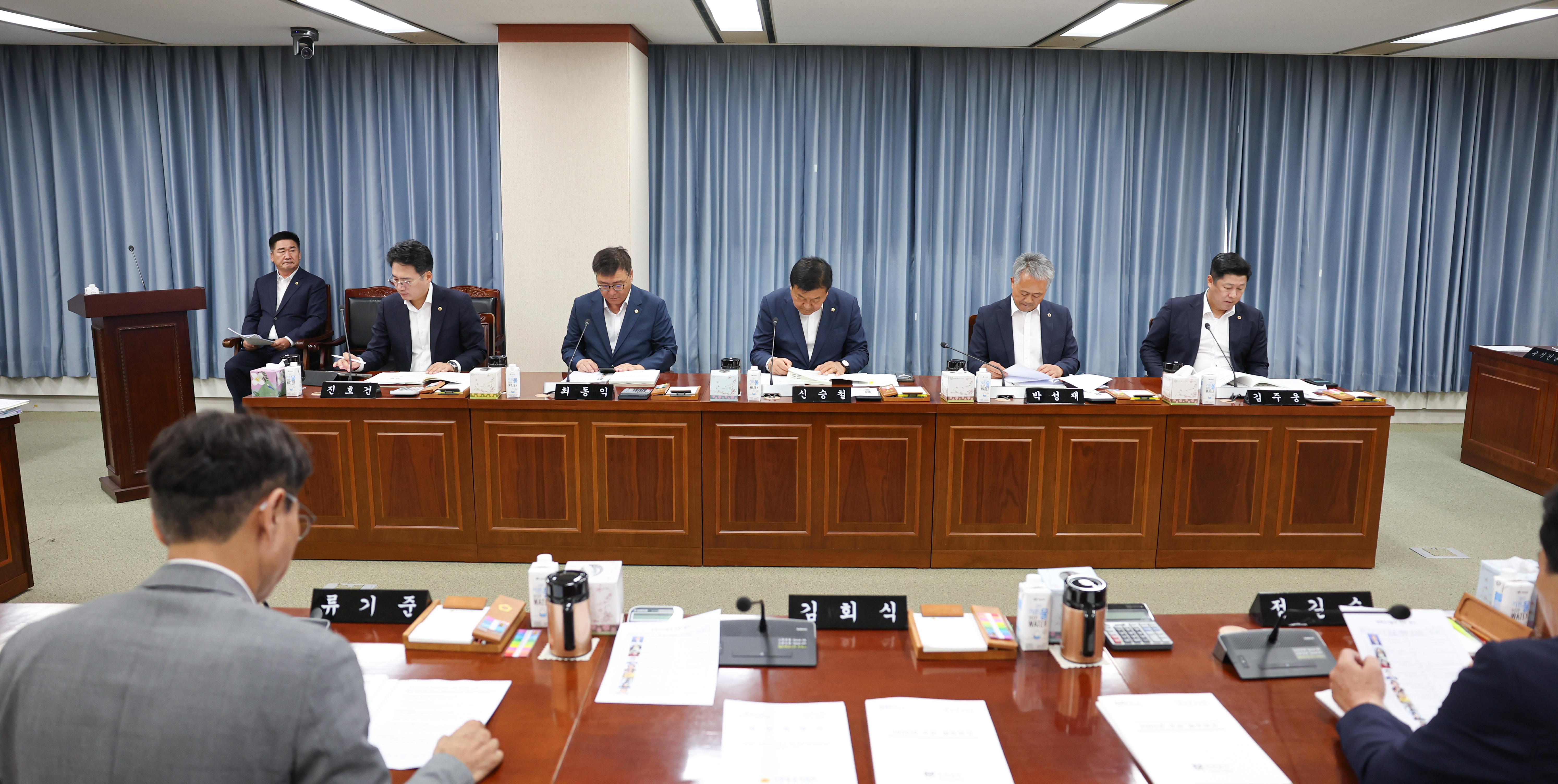 제392회 임시회 농수산위원회 업무보고 첨부이미지 : 25년07월11일 제392회 임시회 농수산위원회 업무보고 (2).jpg