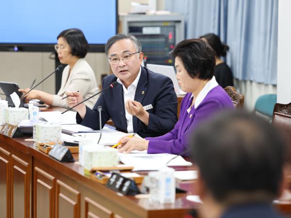 제392회 임시회 경제관광위원회 업무보고 첨부이미지 : 25년07월10일 제392회 임시회 경제관광위원회 업무보고 (14).jpg