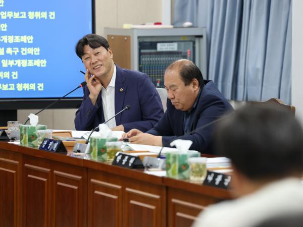 제392회 임시회 안전건설소방위원회 업무보고 첨부이미지 : 25년07월11일 제392회 임시회 안전건설소방위원회 업무보고 - 080.jpg