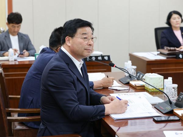 제392회 임시회 경제관광위원회 업무보고 첨부이미지 : 25년07월10일 제392회 임시회 경제관광위원회 업무보고 (52).jpg