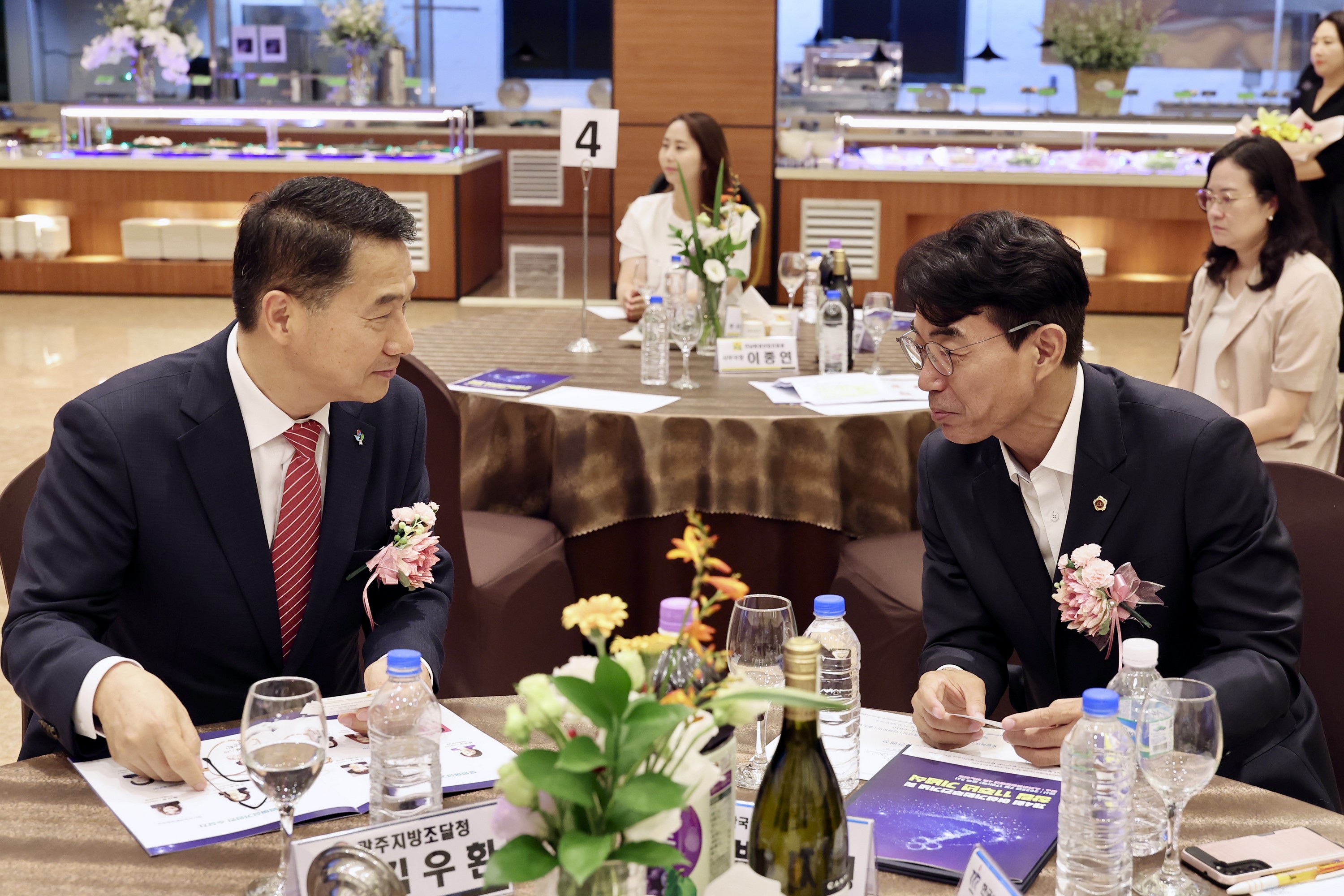 한국여성경제인협회 전남지회 창립 11주년 기념식 첨부이미지 : 25년07월17일 한국경제인협회 전남지회 창립 11주년 기념식 - 047.jpg