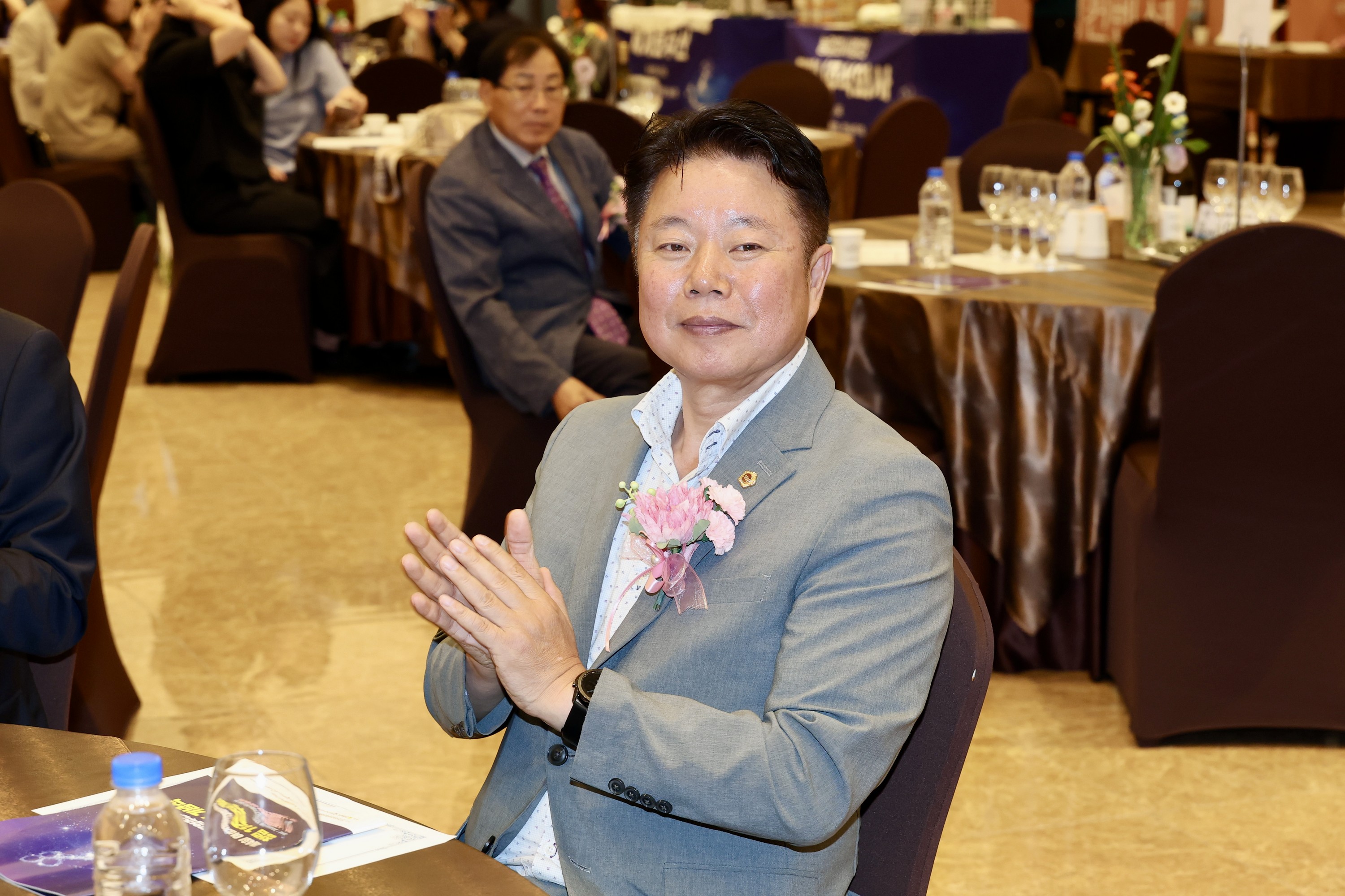 한국여성경제인협회 전남지회 창립 11주년 기념식 첨부이미지 : 25년07월17일 한국경제인협회 전남지회 창립 11주년 기념식 - 025.jpg