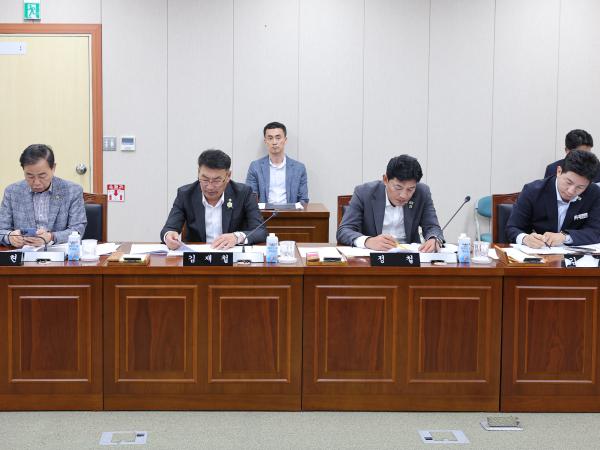 제392회 임시회 교육위원회 업무보고 첨부이미지 : 25년07월17일 제392회 임시회 교육위원회 업무보고 (12).jpg