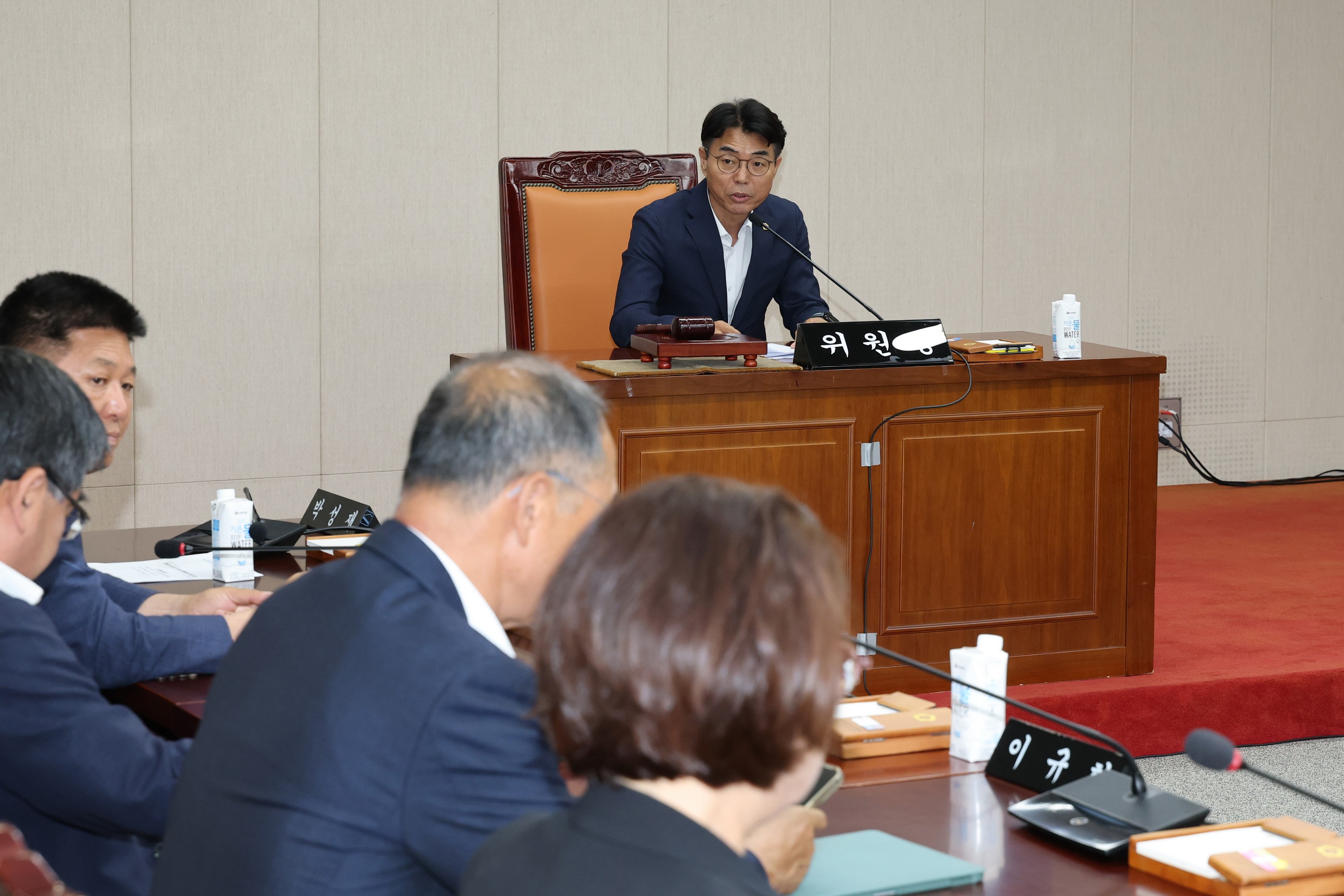 제12대 전라남도의회 제4기 예산결산특별위원회 제1차 회의 첨부이미지 : 25년07월10일 제12대 제4기 예산결산특별위원회 회의 - 010.jpg