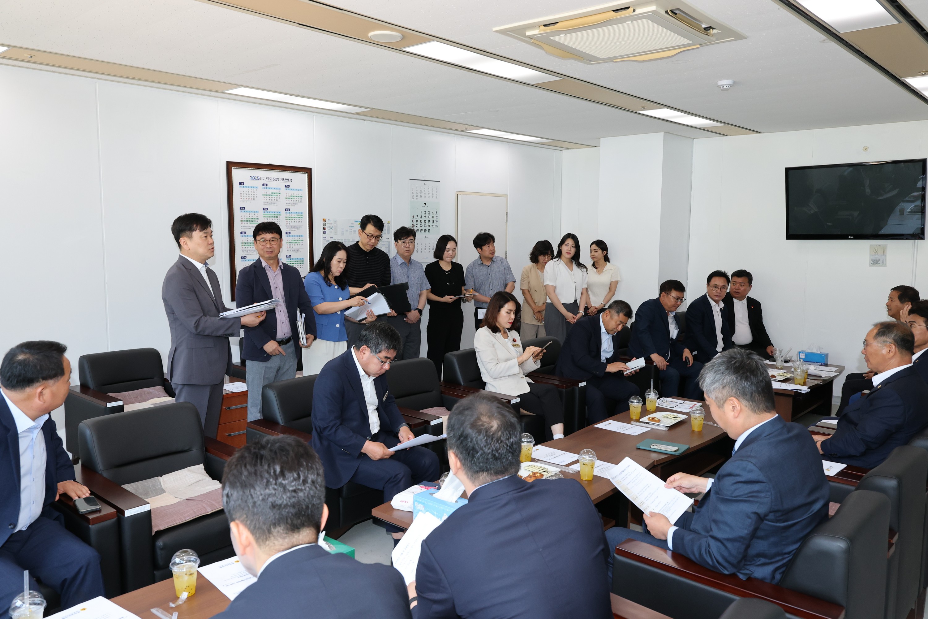 제12대 젠라남도의회 제4기 예산결산특별위원회 제1차 회의 첨부이미지 : 25년07월10일 제12대 제4기 예산결산특별위원회 회의 - 001.jpg