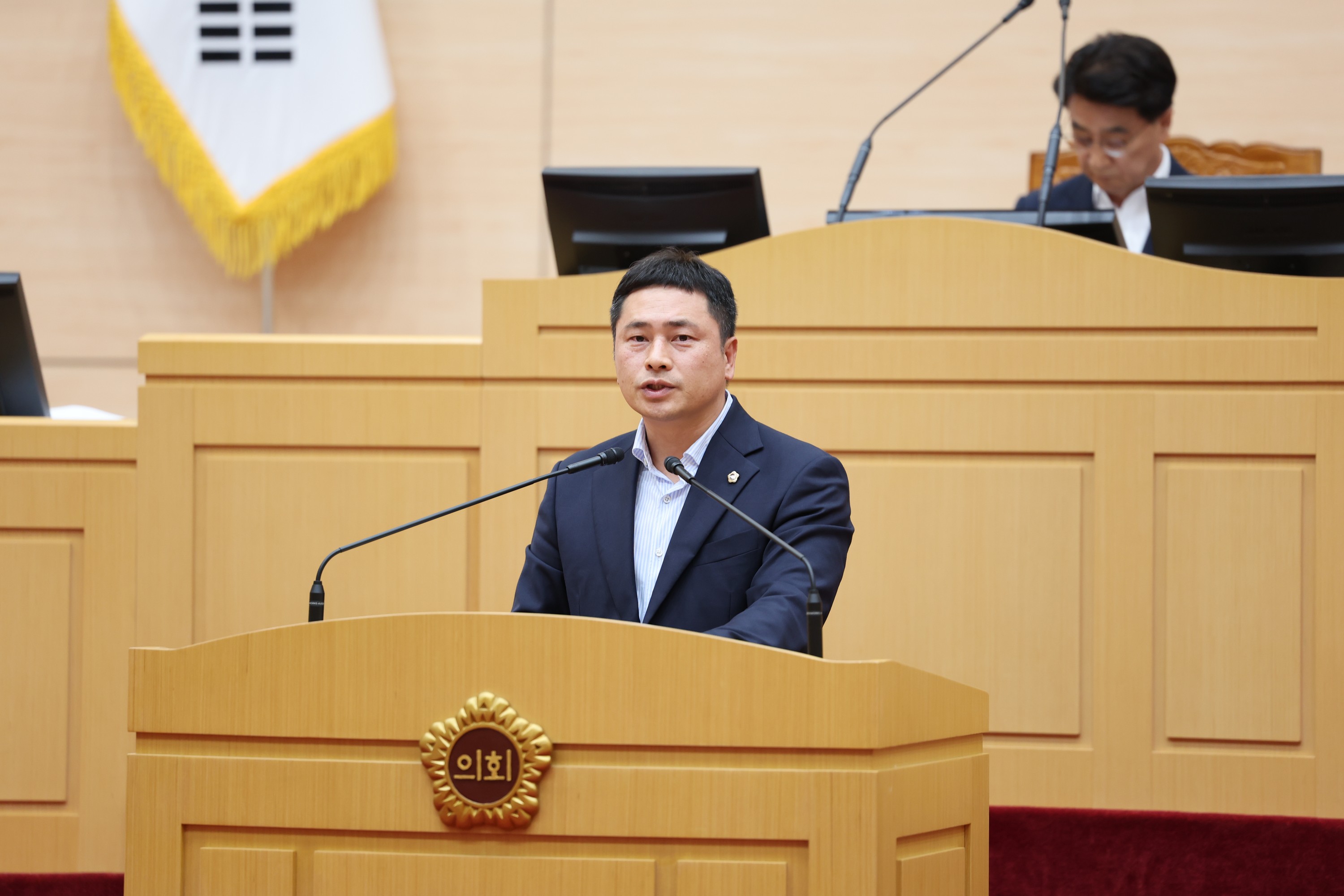 제392회 임시회 제1차 본회의 첨부이미지 : 25년07월10일 제392회 임시회 제1차 본회의 - 090.jpg