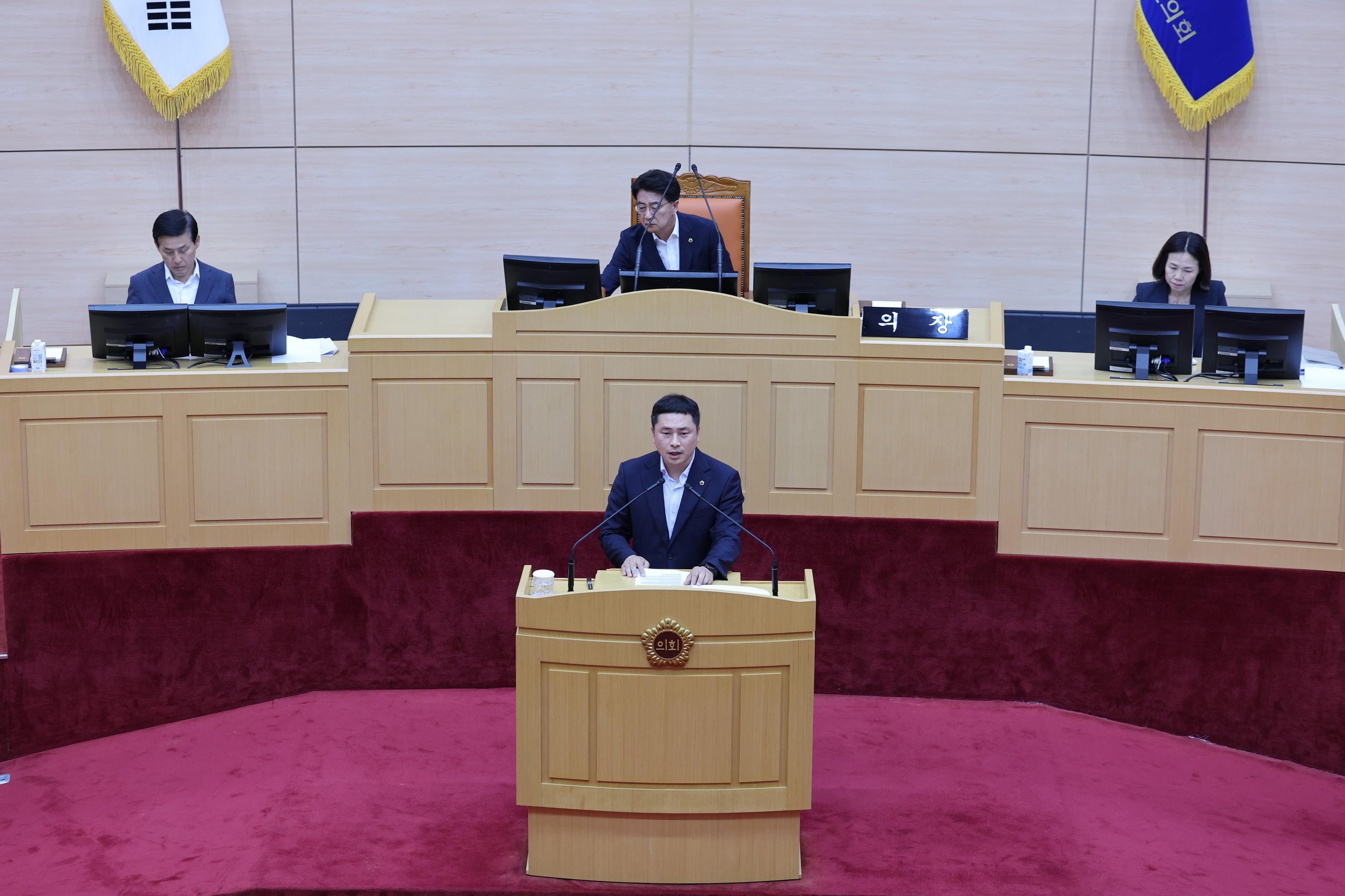 제392회 임시회 제1차 본회의 첨부이미지 : 25년07월10일 제392회 임시회 제1차 본회의 - 112.jpg
