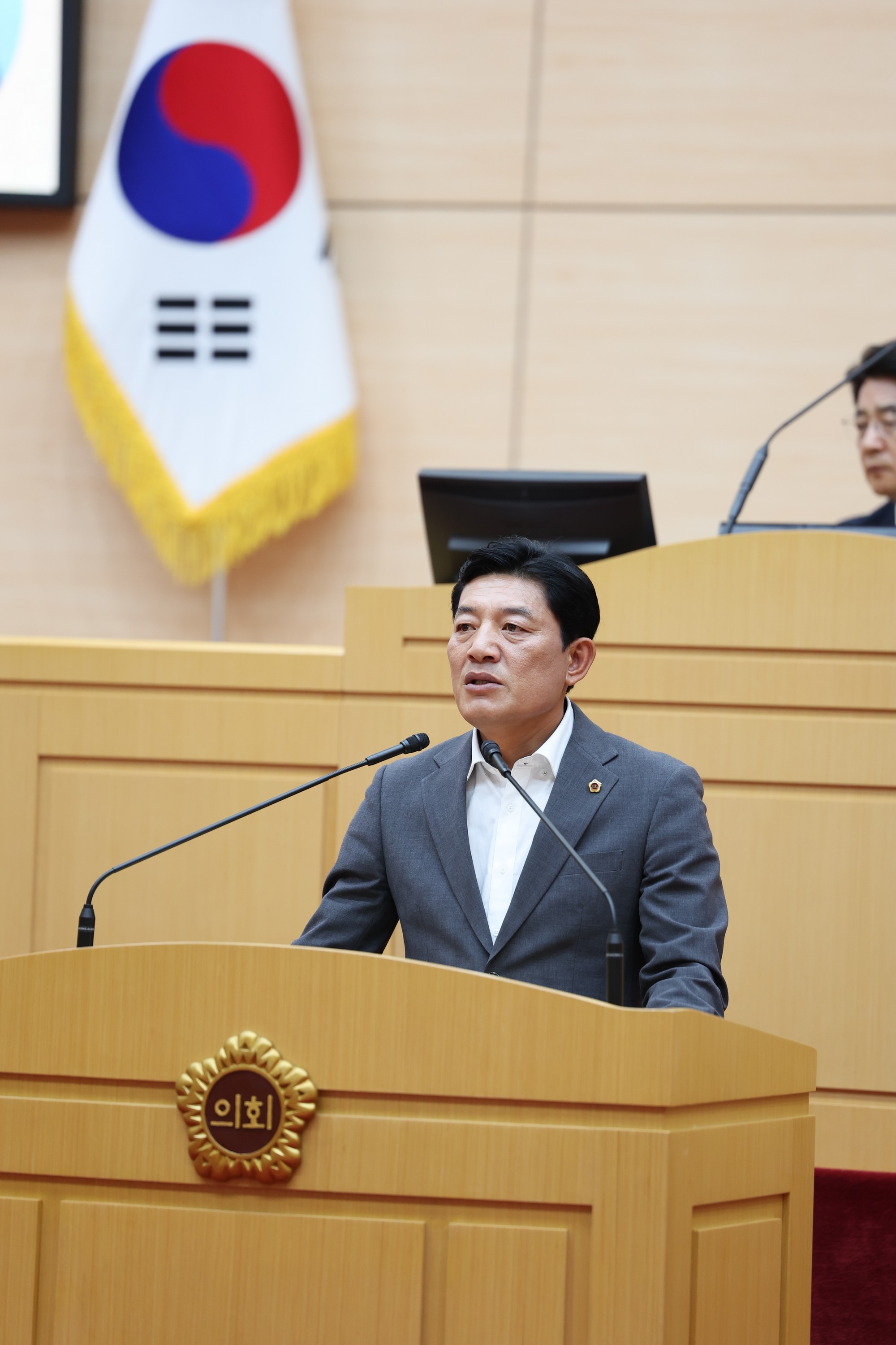 제392회 임시회 제1차 본회의 첨부이미지 : 25년07월10일 제392회 임시회 제1차 본회의 - 027.jpg