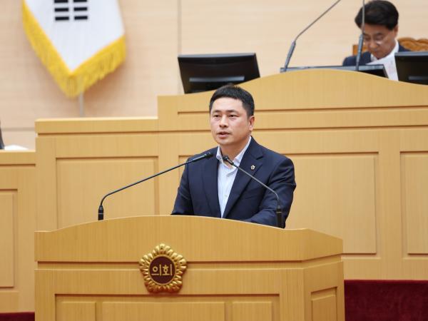 제392회 임시회 제1차 본회의 첨부이미지 : 25년07월10일 제392회 임시회 제1차 본회의 - 089.jpg