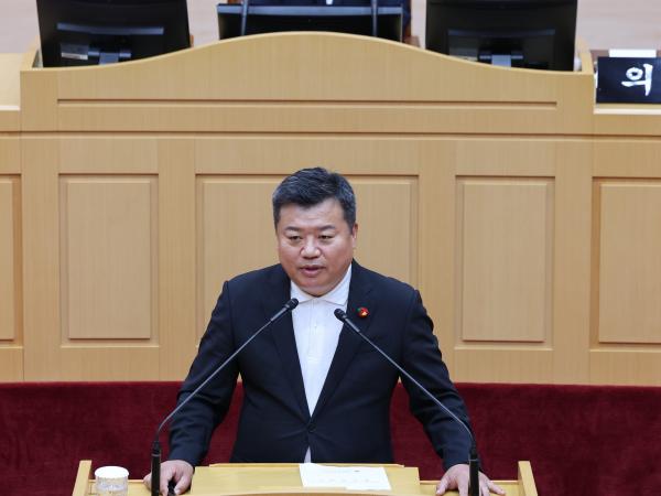 제392회 임시회 제1차 본회의 첨부이미지 : 25년07월10일 제392회 임시회 제1차 본회의 - 138.jpg