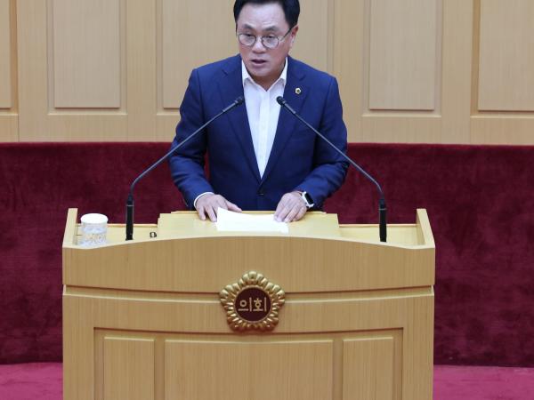 제392회 임시회 제1차 본회의 첨부이미지 : 25년07월10일 제392회 임시회 제1차 본회의 - 153.jpg