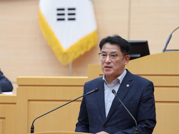 제392회 임시회 제1차 본회의 첨부이미지 : 25년07월10일 제392회 임시회 제1차 본회의 - 069.jpg