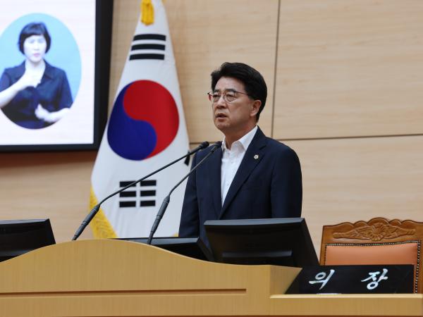 제392회 임시회 제1차 본회의 첨부이미지 : 25년07월10일 제392회 임시회 제1차 본회의 - 100.jpg