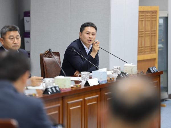 제392회 임시회 의회운영위원회 업무보고 첨부이미지 : 25년07월10일 제392회 임시회 의회운영위원회 업무보고 - 049.jpg