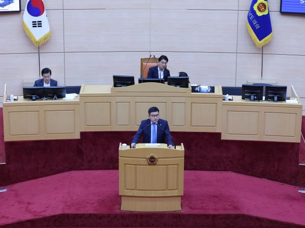 제392회 임시회 제1차 본회의 첨부이미지 : 25년07월10일 제392회 임시회 제1차 본회의 - 157.jpg