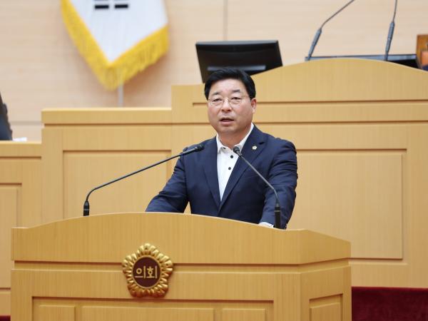 제392회 임시회 제1차 본회의 첨부이미지 : 25년07월10일 제392회 임시회 제1차 본회의 - 050.jpg