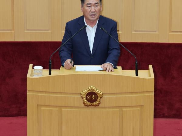 제392회 임시회 제1차 본회의 첨부이미지 : 25년07월10일 제392회 임시회 제1차 본회의 - 165.jpg