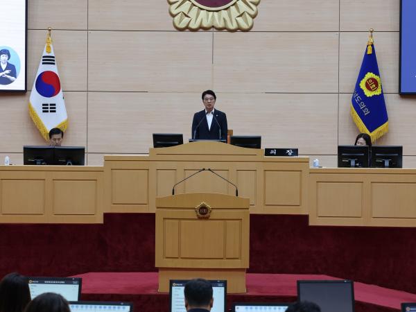 제392회 임시회 제1차 본회의 첨부이미지 : 25년07월10일 제392회 임시회 제1차 본회의 - 095.jpg