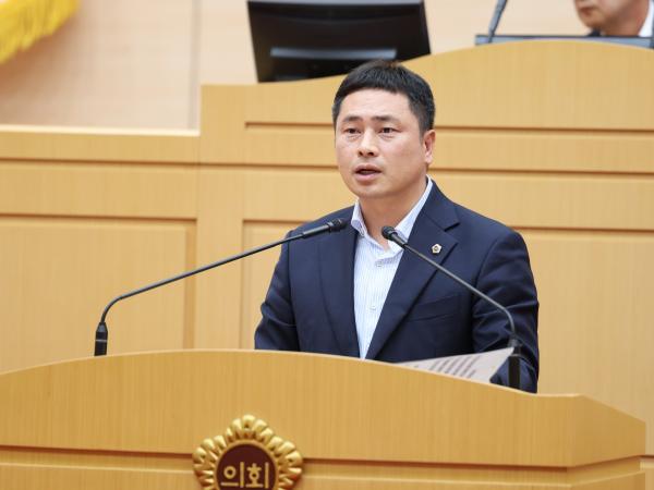 제392회 임시회 제1차 본회의 첨부이미지 : 25년07월10일 제392회 임시회 제1차 본회의 - 091.jpg