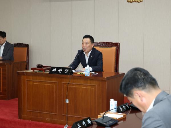 제12대 전라남도의회 제4기 윤리특별위원회 제1차 회의 첨부이미지 : 25년07월10일 제12대 제4기 윤리특별위원회 회의 - 004.jpg