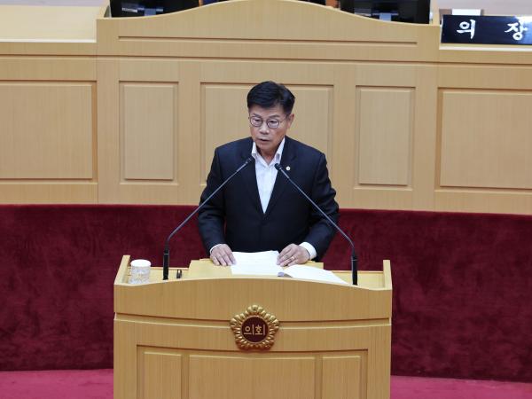 제392회 임시회 제1차 본회의 첨부이미지 : 25년07월10일 제392회 임시회 제1차 본회의 - 121.jpg