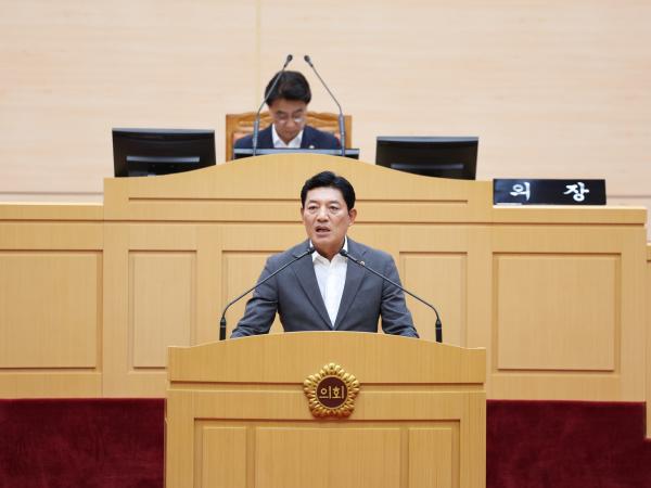 제392회 임시회 제1차 본회의 첨부이미지 : 25년07월10일 제392회 임시회 제1차 본회의 - 031.jpg