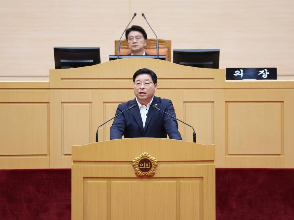 제392회 임시회 제1차 본회의 첨부이미지 : 25년07월10일 제392회 임시회 제1차 본회의 - 056.jpg