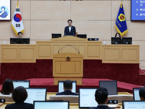 제392회 임시회 제1차 본회의 첨부이미지 : 25년07월10일 제392회 임시회 제1차 본회의 - 094.jpg