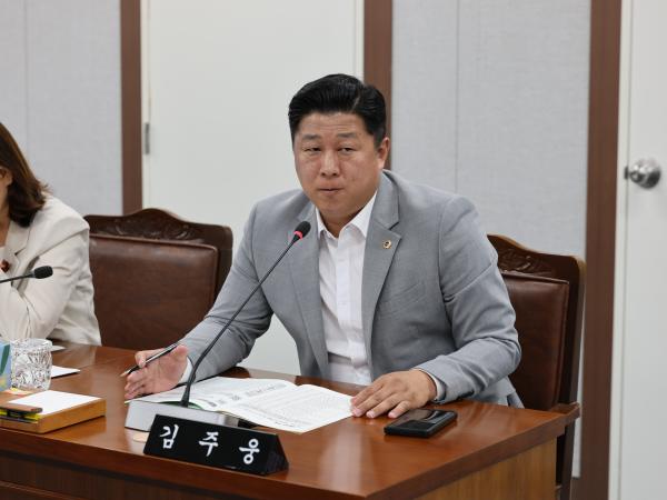 제392회 임시회 의회운영위원회 업무보고 첨부이미지 : 25년07월10일 제392회 임시회 의회운영위원회 업무보고 - 059.jpg