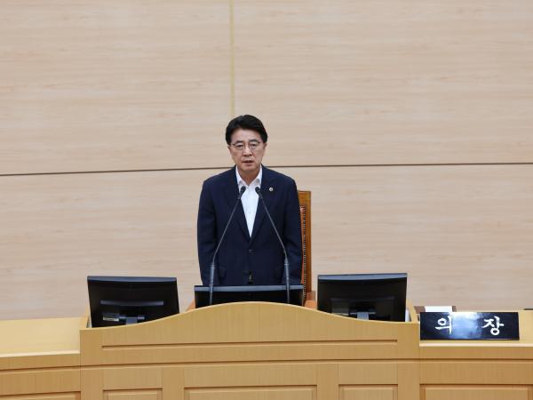 제392회 임시회 제1차 본회의 첨부이미지 : 25년07월10일 제392회 임시회 제1차 본회의 - 079.jpg