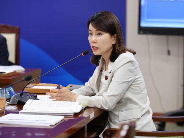 제392회 임시회 보건복지환경위원회 업무보고 첨부이미지 : 25년07월10일 제392회 임시회 보건복지환경위원회 업무보고 - 043.jpg