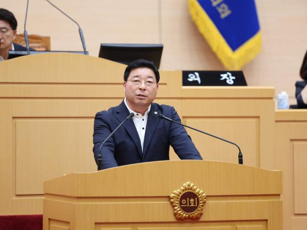 제392회 임시회 제1차 본회의 첨부이미지 : 25년07월10일 제392회 임시회 제1차 본회의 - 052.jpg