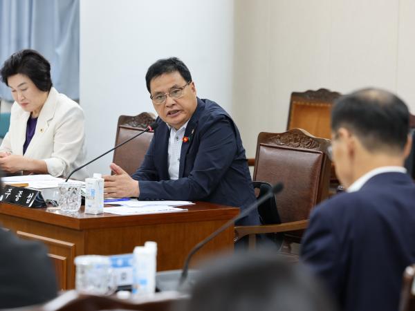 제392회 임시회 경제관광문화위원회 업무보고 첨부이미지 : 25년07월15일 제392회 임시회 경제관광문화위원회 업무보고 - 040.jpg